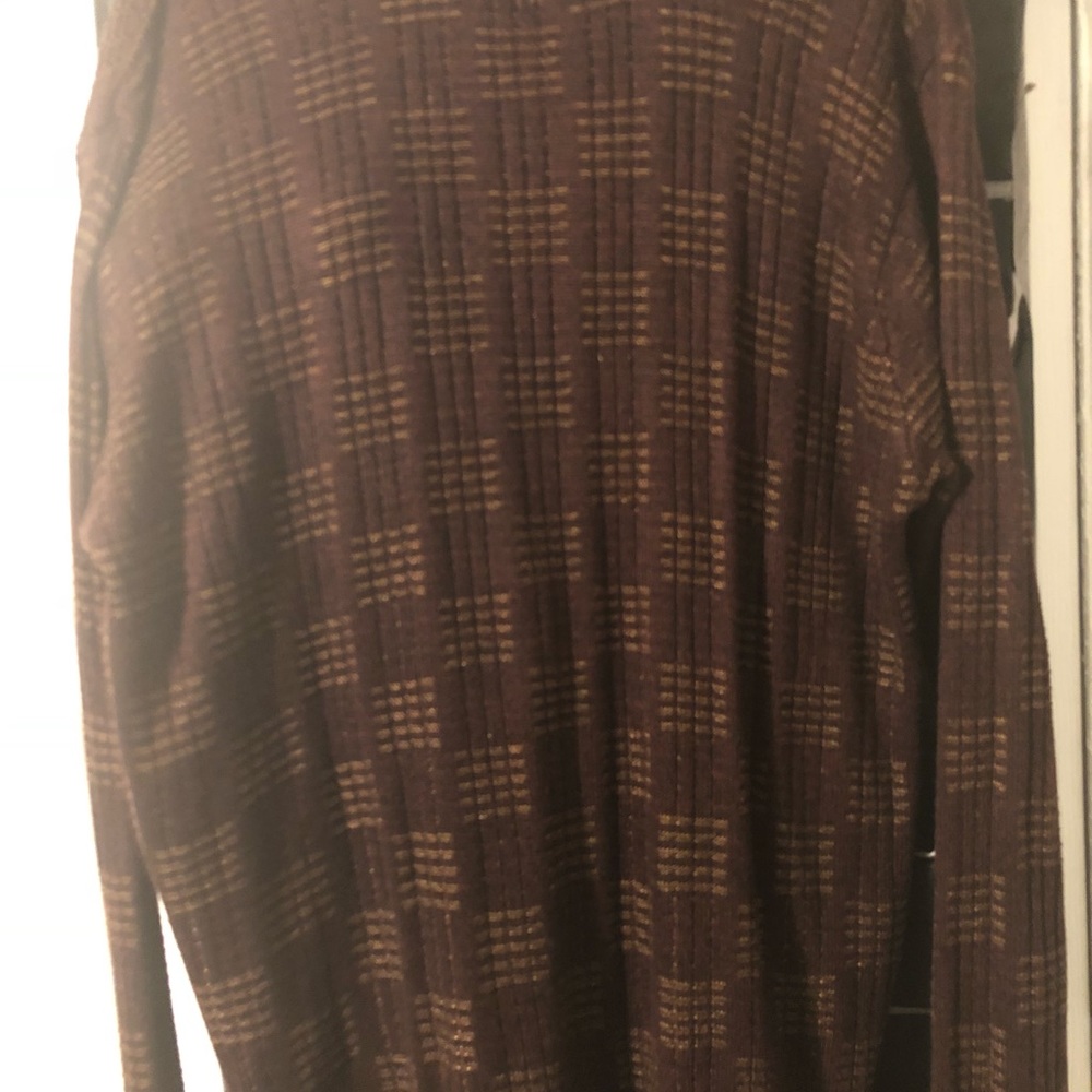 Knit sweater